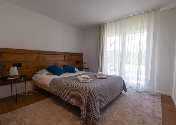 Refugio Oliveiras, Mondim De Bastos *