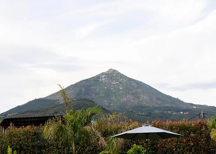 Refugio Oliveiras, Mondim De Bastos